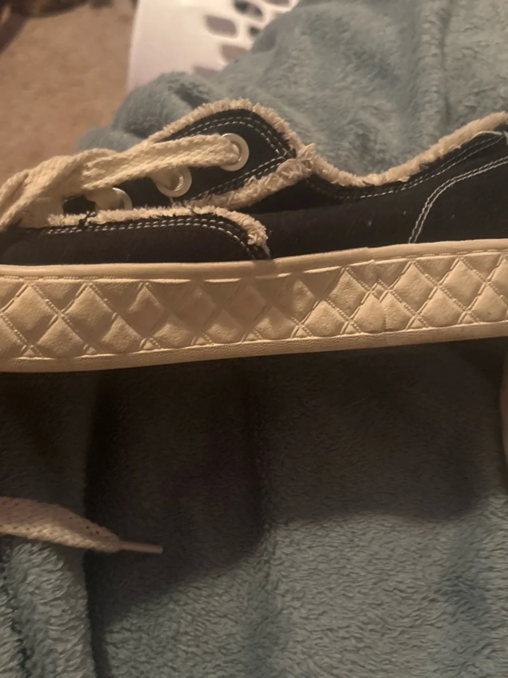 SHEIN Black Quilted Platform Sneakers with Cream Sole